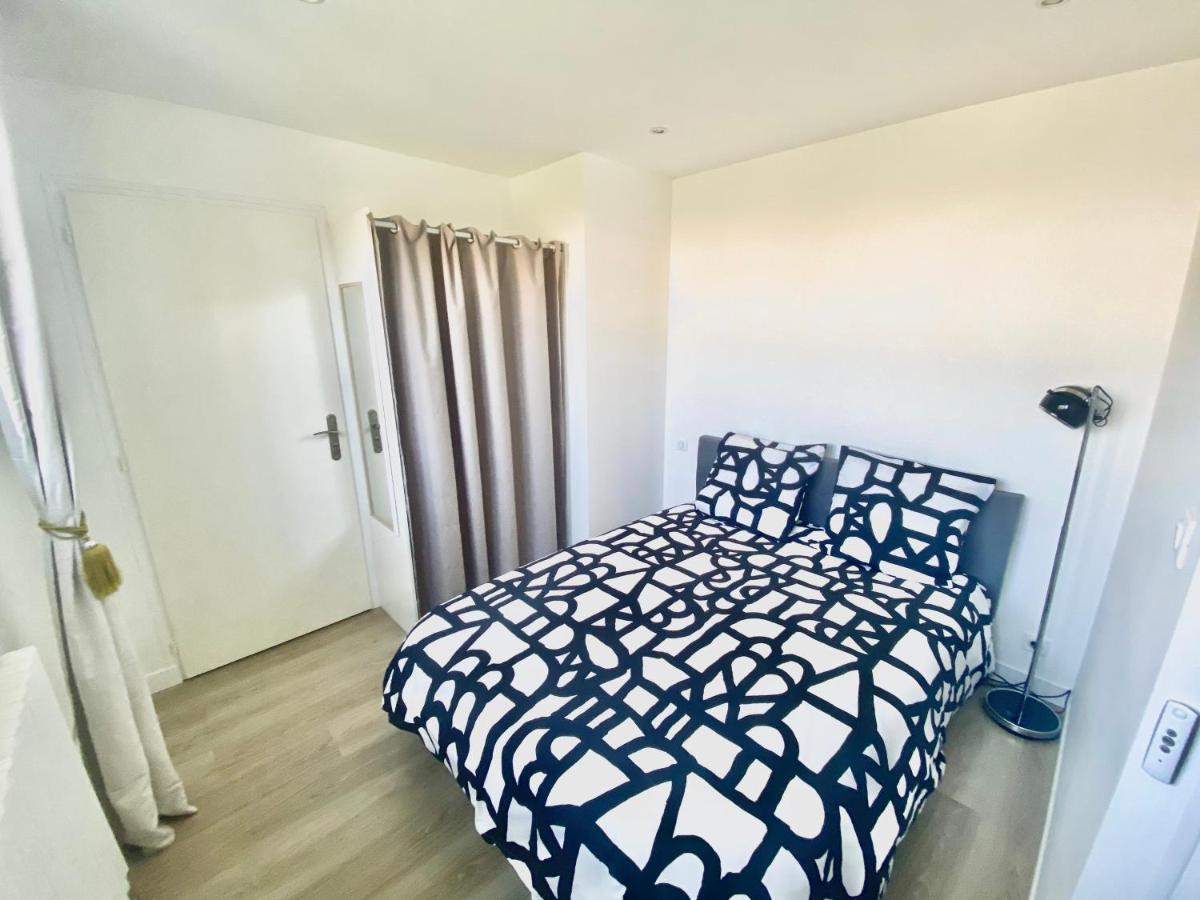 Appartement Cholet Les Halles Cote Jardin Exterior foto
